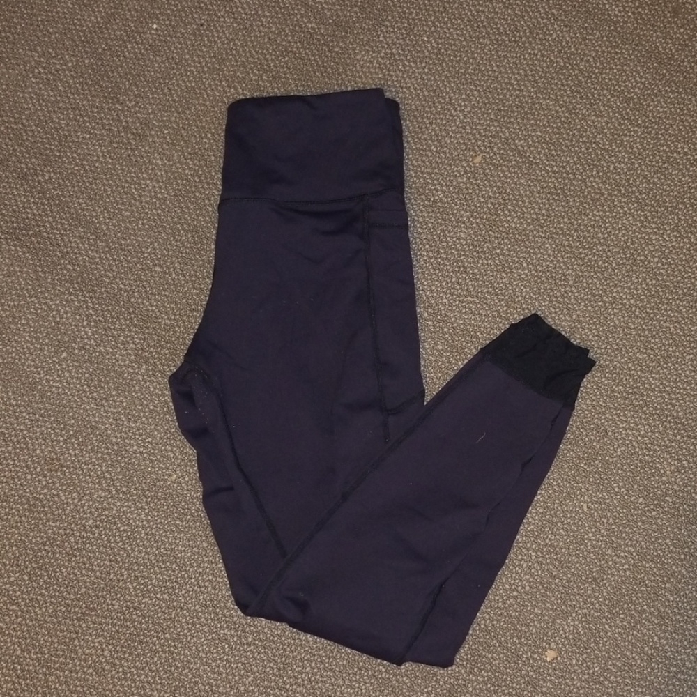 Black senita leggings with mesh detailing